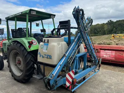 pompe à traiter / Feldspritze pulvérisateur