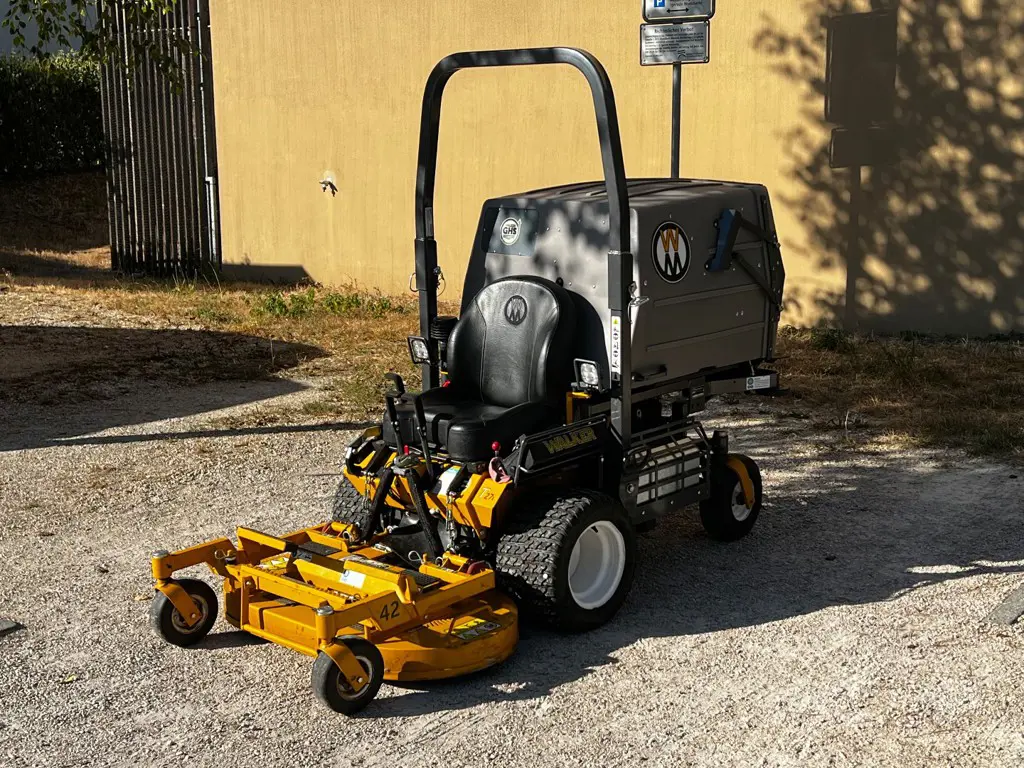 Frontmäher Walker T27iH
