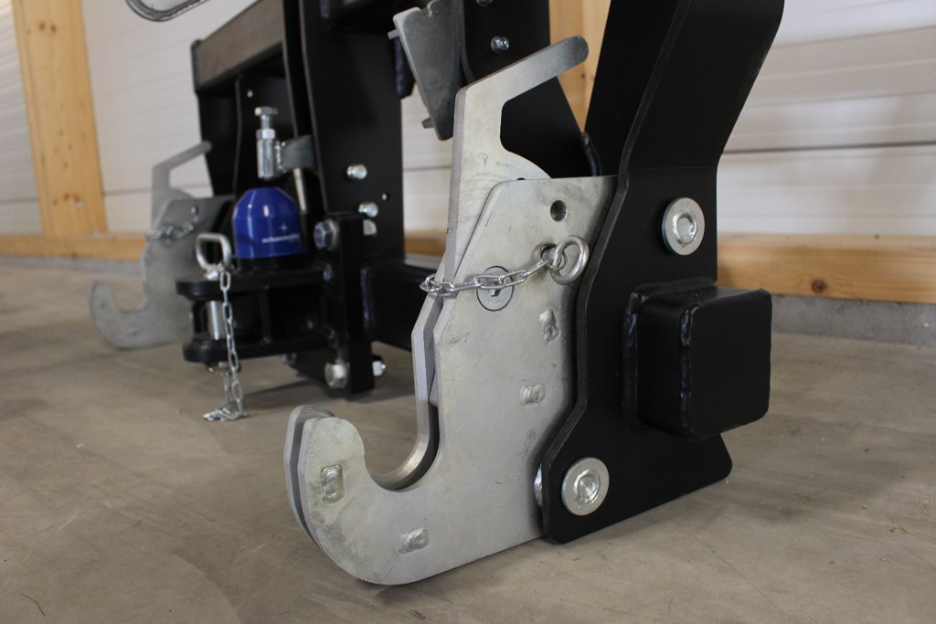 c67d5723-9491-4b52-8425-4589753f5c21-Adapter_2.5t_Euro-Dreipunkt (14).png