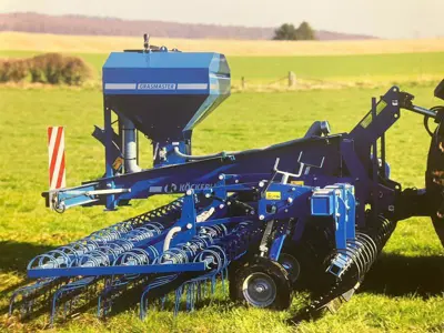 Grünlandstriegel Köckerling Grasmaster