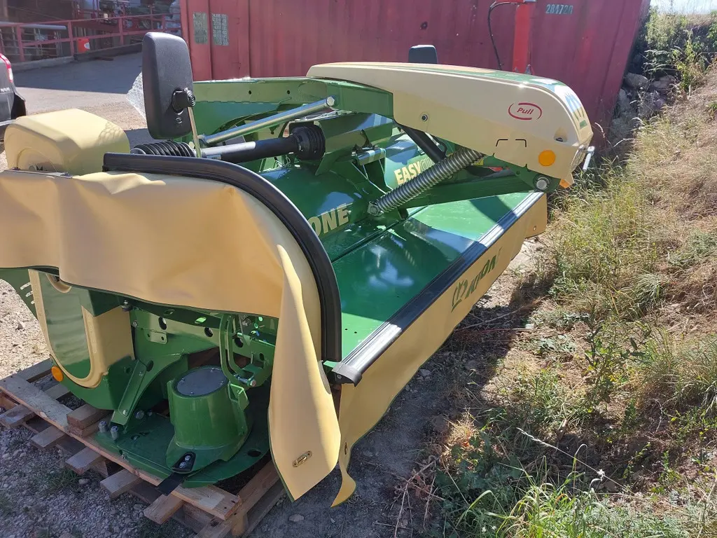 0a7bd065-23c0-40f7-aa9c-ffcdd51d7aef-Krone EC F 320 CV Glide (3).jpg