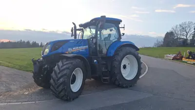 New Holland T7.225