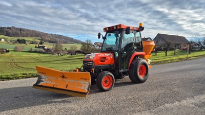 Kubota STV40 inkl. Schneepflug