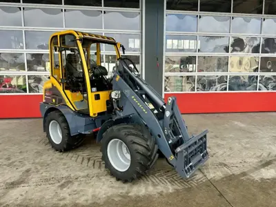 !NEUHEIT! Hoflader Eurotrac W12 CF