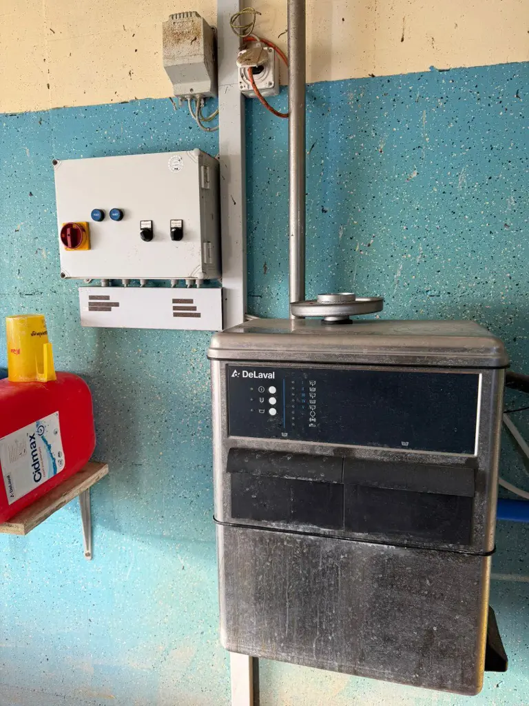 fbf9fdfb-9b3f-4029-968d-a55758d97e32-WhatsApp Image 2026-03-19 at 09.jpg