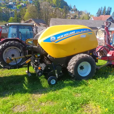 New Holland RB 125