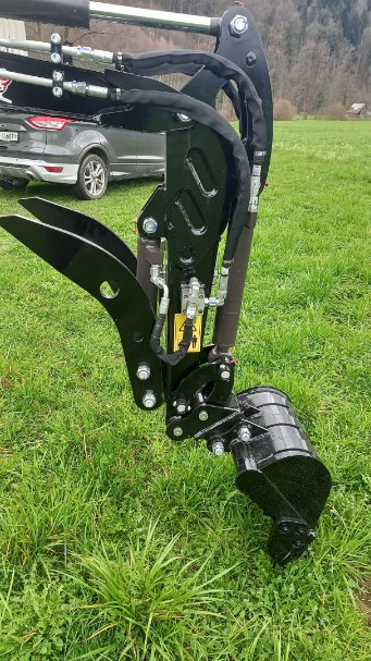 35b2b47a-127e-49d3-8da6-da02a6848c0d-WhatsApp Image 2025-03-14 at 09.34.47 (4).png