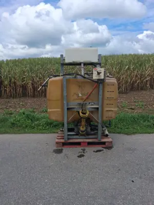 Feldspritze Fischer 600l (ohne Spritzbalken)