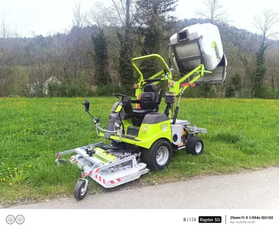 Grillo FD1100 4x4 Antrieb Rasentraktor