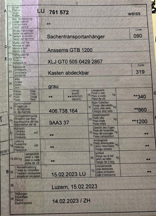 05adb637-9ad2-40e2-8172-08a9849f40d5-Alukoffer Anhänger mit Klappdeckel (2).jpg