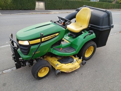 John Deere X540R