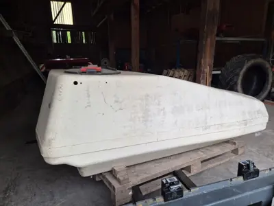Fronttank zu Fendt GT