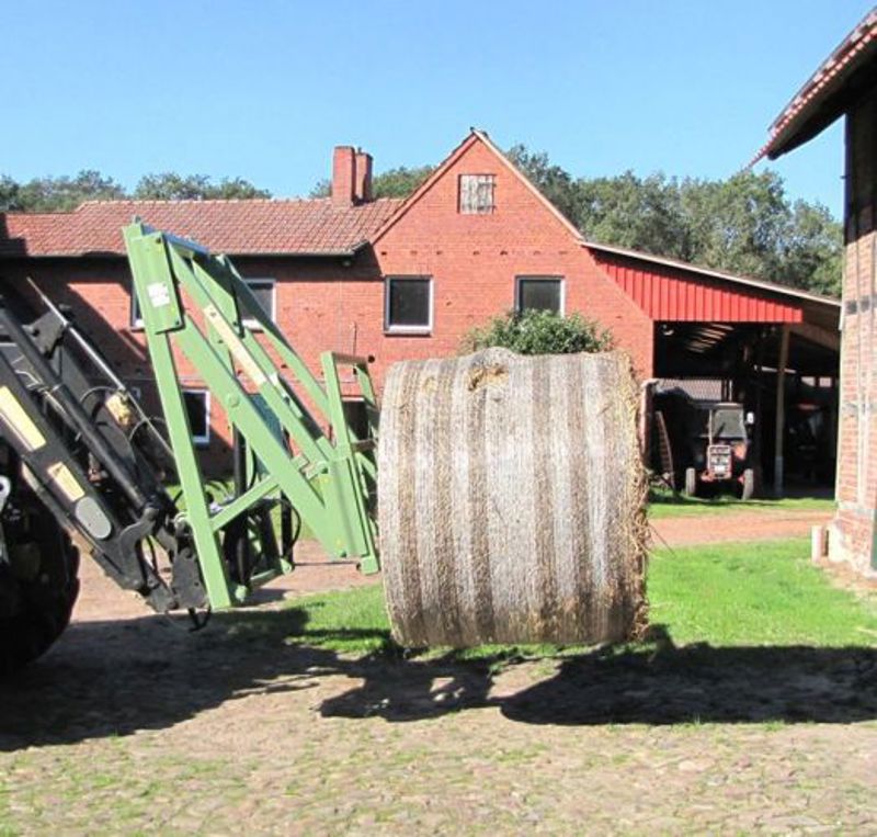 5f098a77-2baa-4f65-b245-5dbe6b3fb3a7-Ballenstapler Bressel und Lade 2.jpg