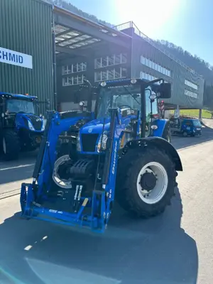 New Holland T5050