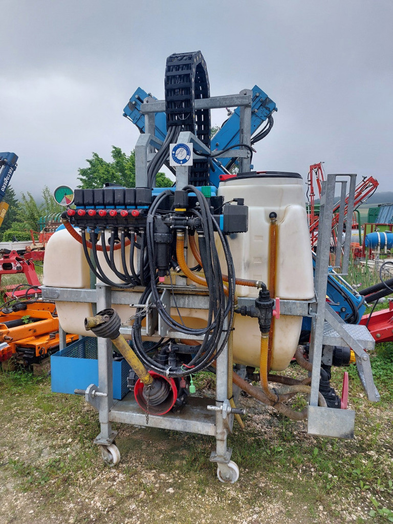 cdc65683-8539-4f7b-abb1-ebbce1cd4c5f-Favaro Stauffer (3).jpg