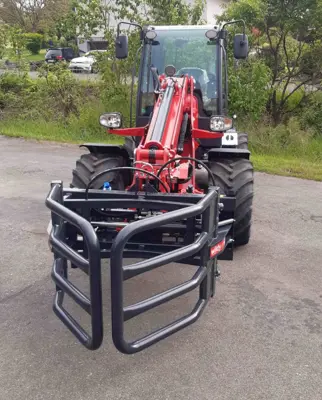 Ballenzange Ballengreifer Silo Ballen Greifer Hoflader Radlader Teleskoplader Weidemann