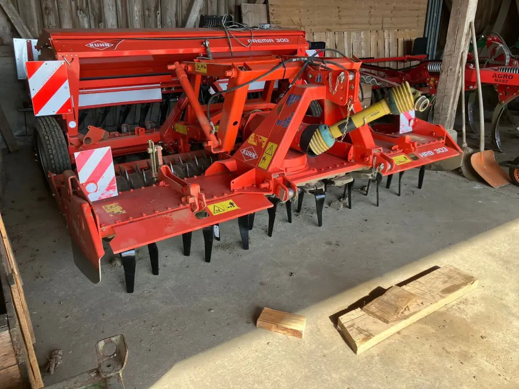 Kuhn HRB 303D