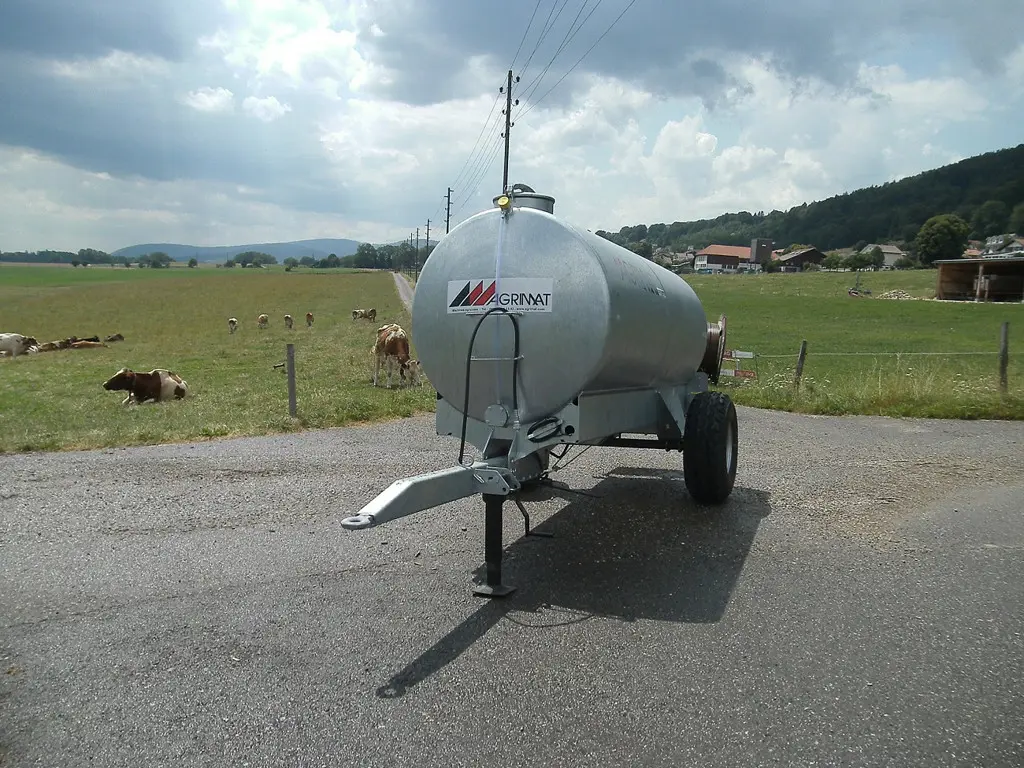 c019c0ea-0659-418b-9568-e172a47e096f-Agrimat tonne à eau 4100 (19).jpg