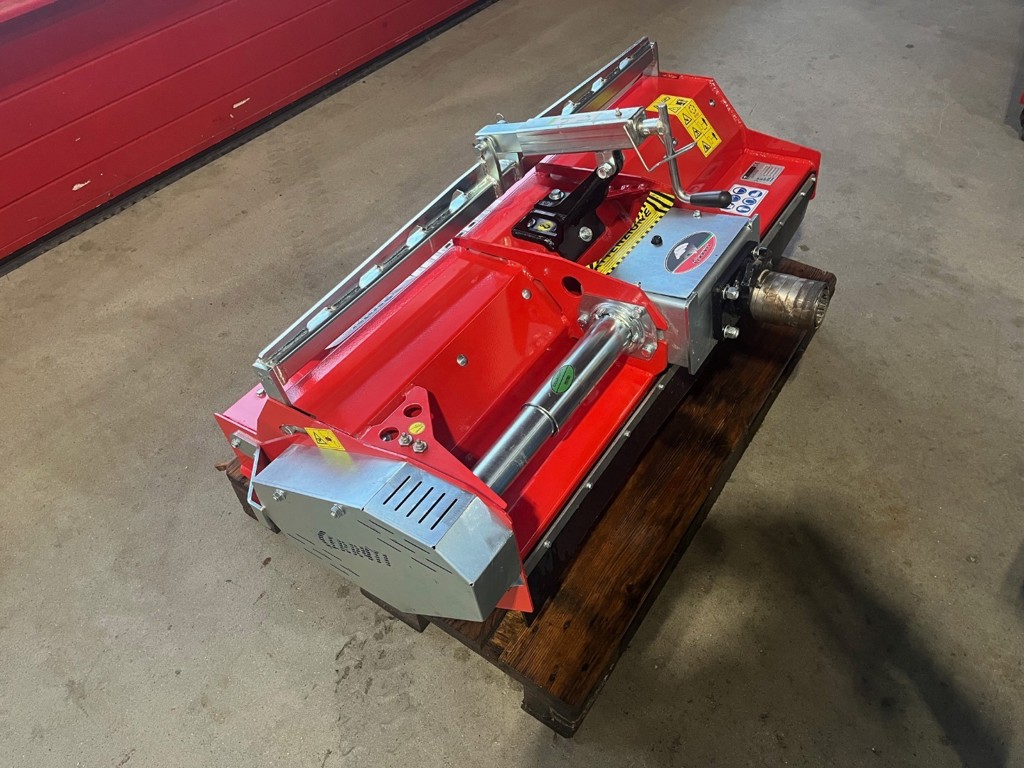 b4d0e8f8-68cd-43c3-b78c-d8dac36c5eee-Cerruti Mulchgerät neu Bild 2.jpg