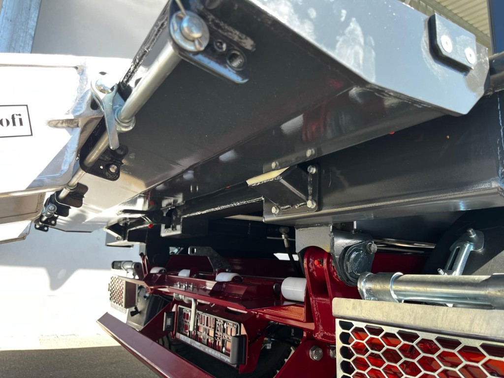 99e7ff03-0273-44e5-8e7a-2cda3c68b1eb-hls tech 5.png