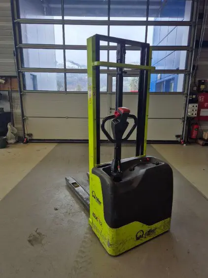 b7f97a6b-0346-436f-b07b-f2333614ebaf-lifter-gx-1292 (1).jpg