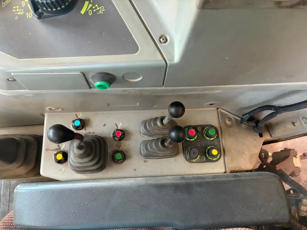 c497ec46-d462-402e-9190-bda73de276d8-TPMJ3858.jpg