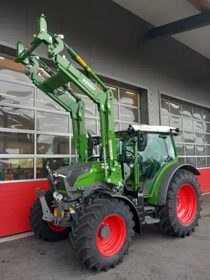 Fendt 211 Vario Profi +