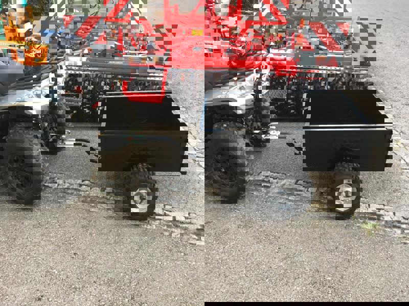 f35e3d31-6035-4634-b321-621b6f245b13-Anhänger Vares 1.jpg