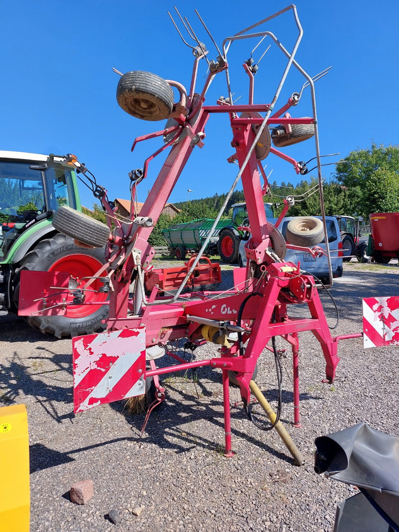 1c9bb1a6-1239-4258-89d1-4beda5617e7a-JF Scheidegger (2).jpg