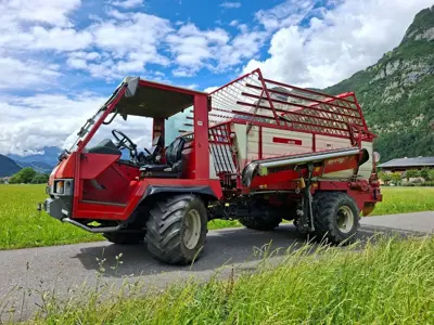 Aebi TP 68 mit Speed Rake