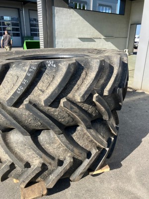 pneu BKT 650/75R38