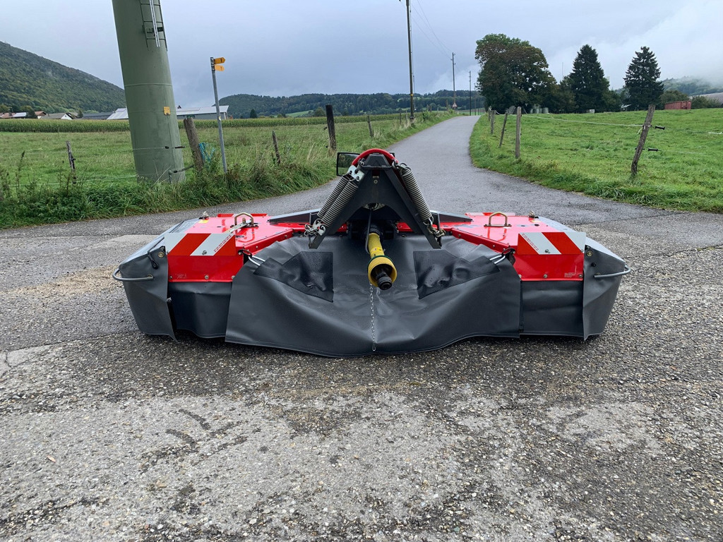 d42fbfb3-ff84-44b4-9d05-9d16e695dbda-Fella 3140 Ducommun (6).jpg