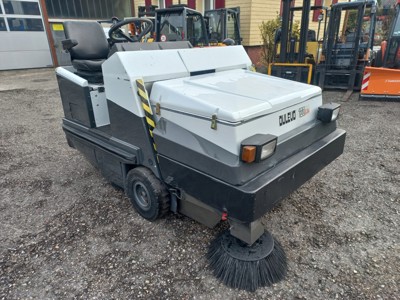 Hydrostatische Aufsitz - Wischmaschine / Kehrmaschine DULEVO 120 DL  ELITE , sehr wendig , mit Hochentleerung , ACME / Lombardini Dieselmotor , in gutem Zustand !