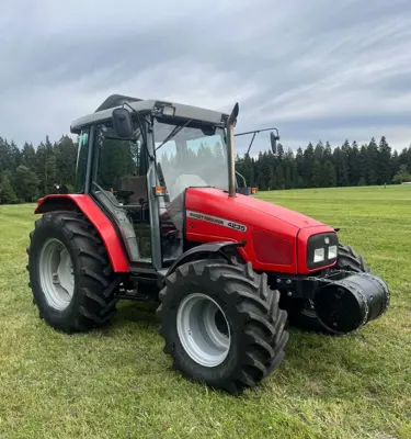 Massey Ferguson 4235