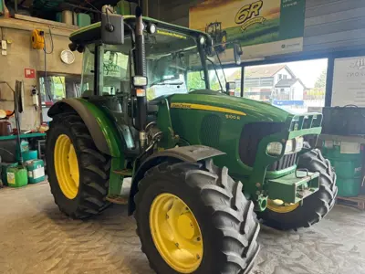 Tracteur John Deere 5100R