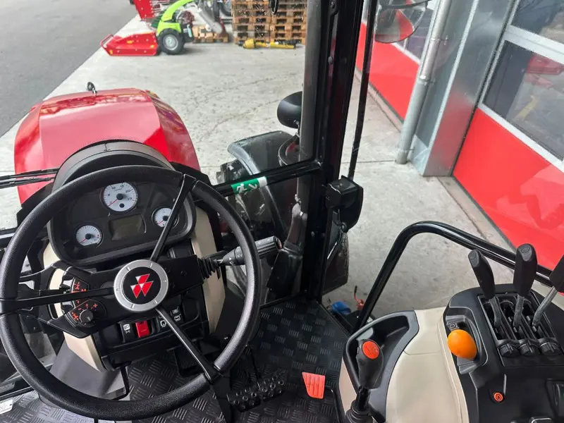 e2ad5243-ee60-4ab8-b11b-d7d2d7bd8930-WhatsApp Bild 2024-10-05 um 10.47.45_f9a0fb0b.jpg