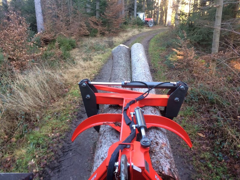 Rückezange Krpan KL 2200 Schwenkbar/ Pince forestière Krpan KL 2200 pivotant