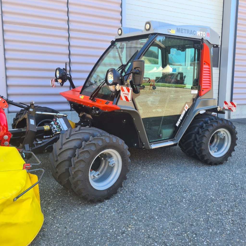 72aa1f4d-ba51-4297-8195-337093152696-Reform Metrac H 70 R c.jpg