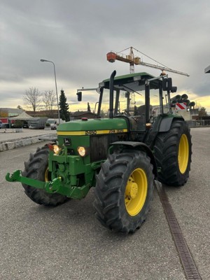 John Deere 2450