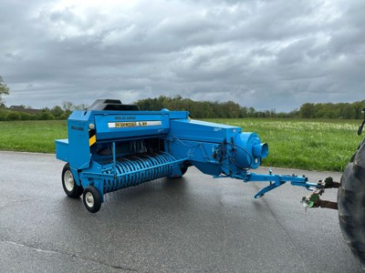 Kleinballenpresse Fortschritt K430