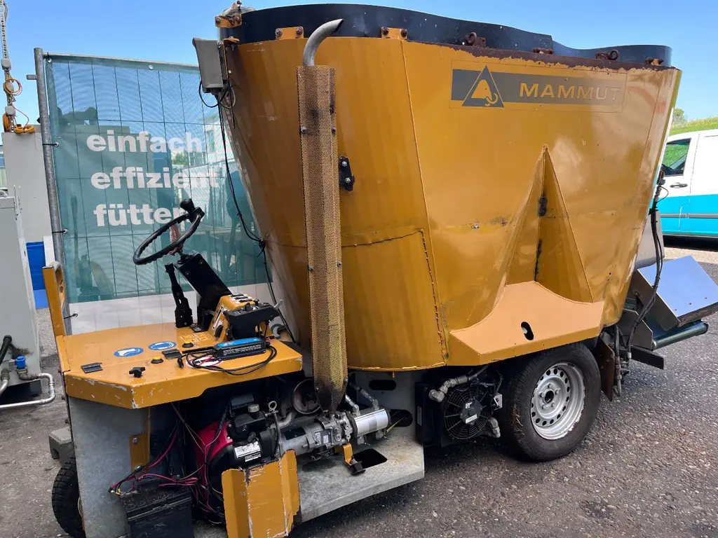 Futtermischwagen Mammut