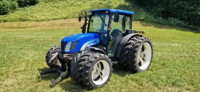New Holland TN95DA