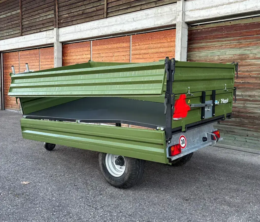 2dfb2dd6-f824-4491-b880-dd852a208075-Fliegl EDK 50 DEFEKT 2.jpg