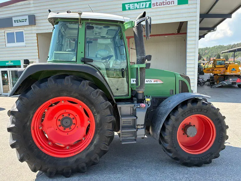 3097ed37-353a-4344-a9d2-4df7d73094ef-Fendt 413 V 1.jpg