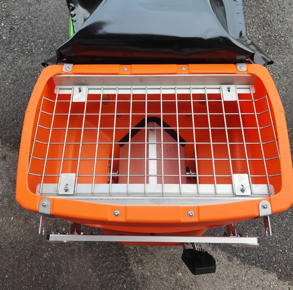 d9bf6db1-2712-4e1a-a2d0-f3913373948f-WhatsApp Image 2026-02-24 at 2 - bearbeitet.jpg