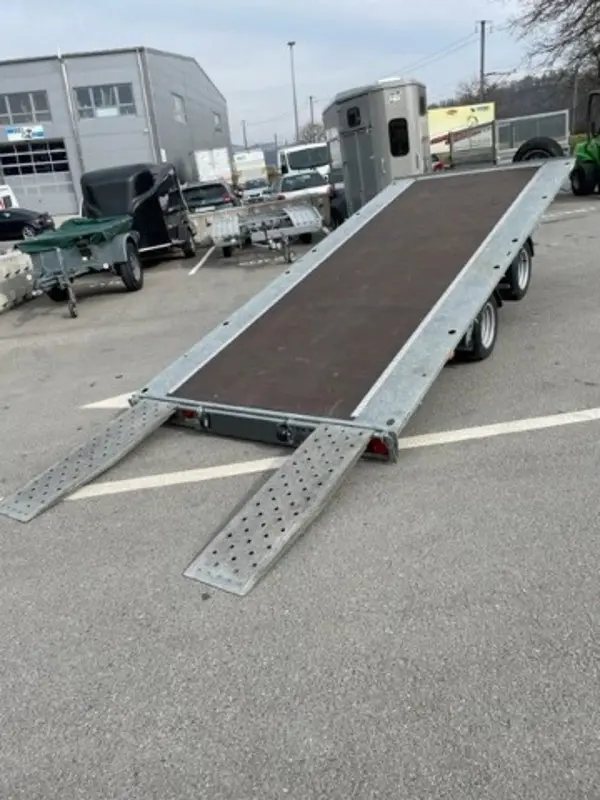 Remorque plateau semi-basculant TB4621 Ifor Williams