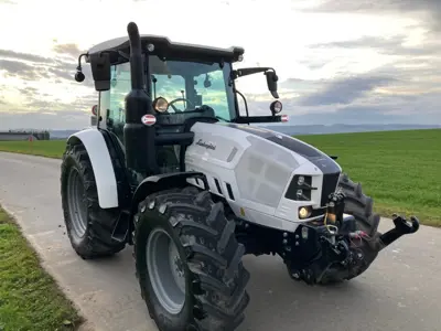 Lamborghini Strike 115 4x4 Traktor