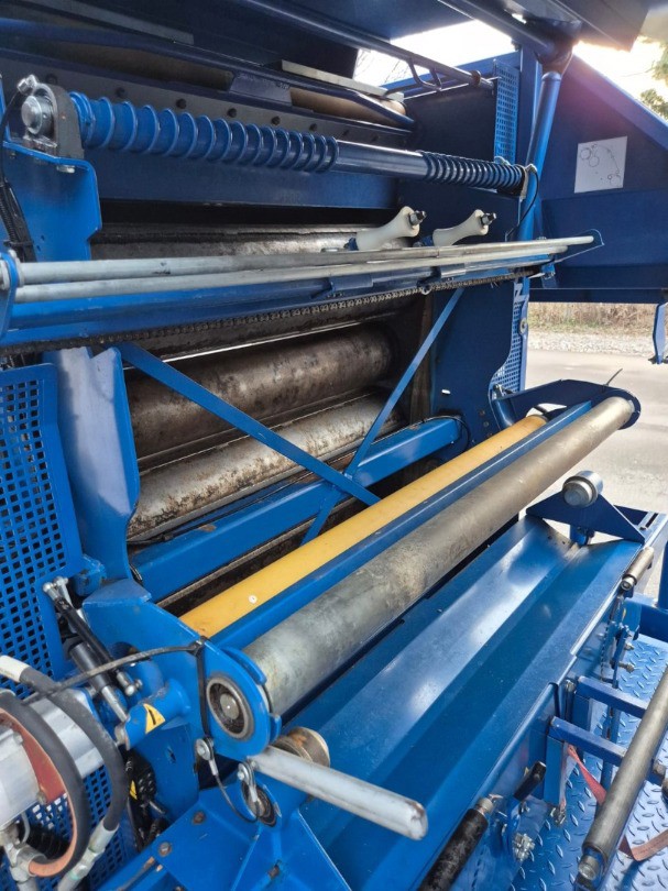 9601f08f-38dc-4529-b836-496c9d840dd5-WhatsApp Image 2025-12-21 at 16.18.15 (2).jpg