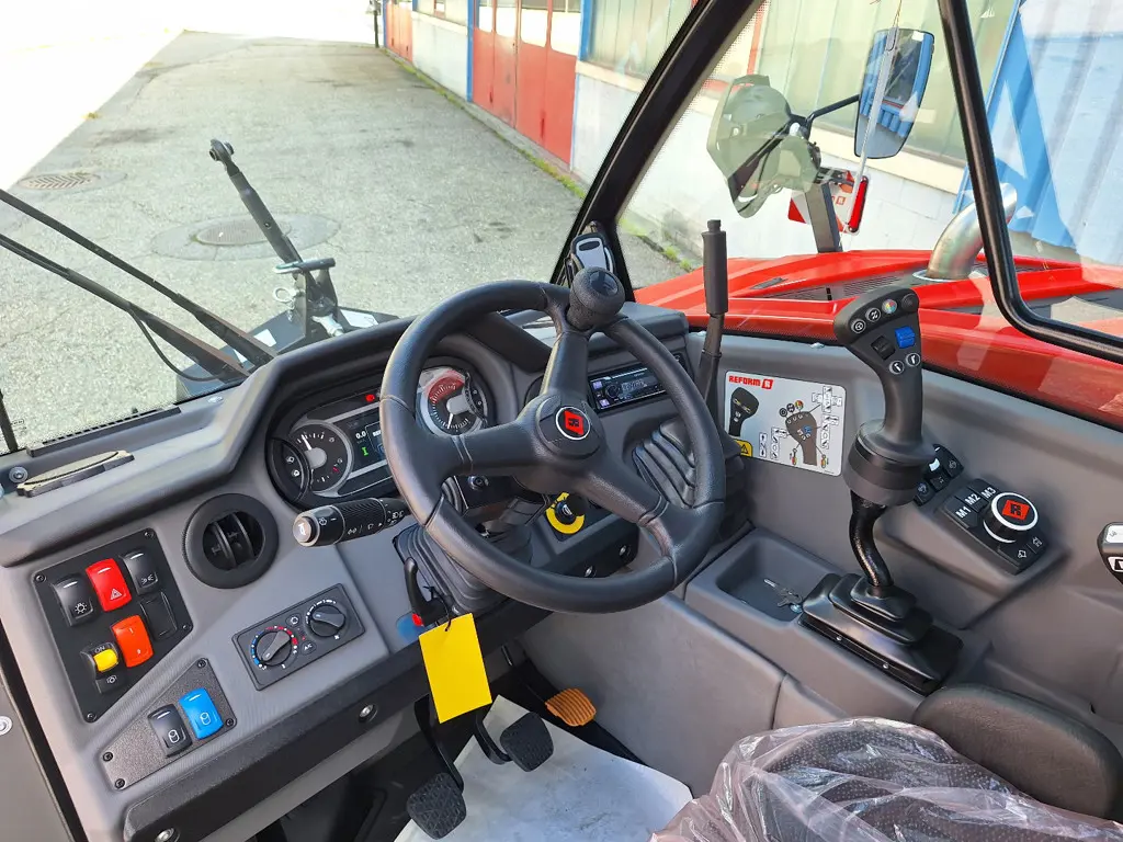 496da0f6-dae1-4df5-b914-7626cee3baa3-7.jpg