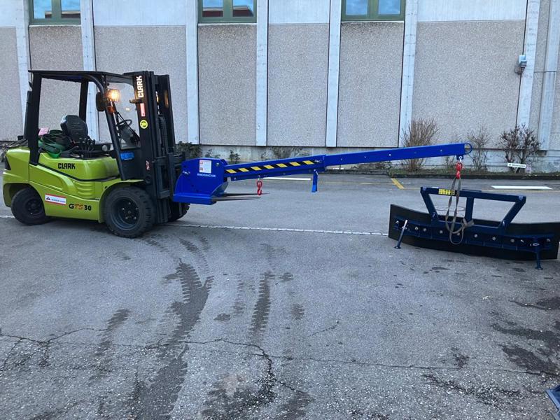 Kranarm zu Gabelstapler - Bras de grue pour chariot élévateur - Lieferbar ab Lager - disponible du s